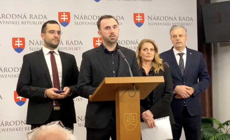 TB hnutia Progresívne Slovensko