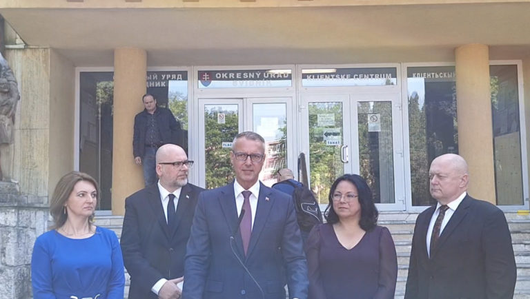 TB ministra investícií, regionálneho rozvoja a informatizácie Richarda Rašiho.