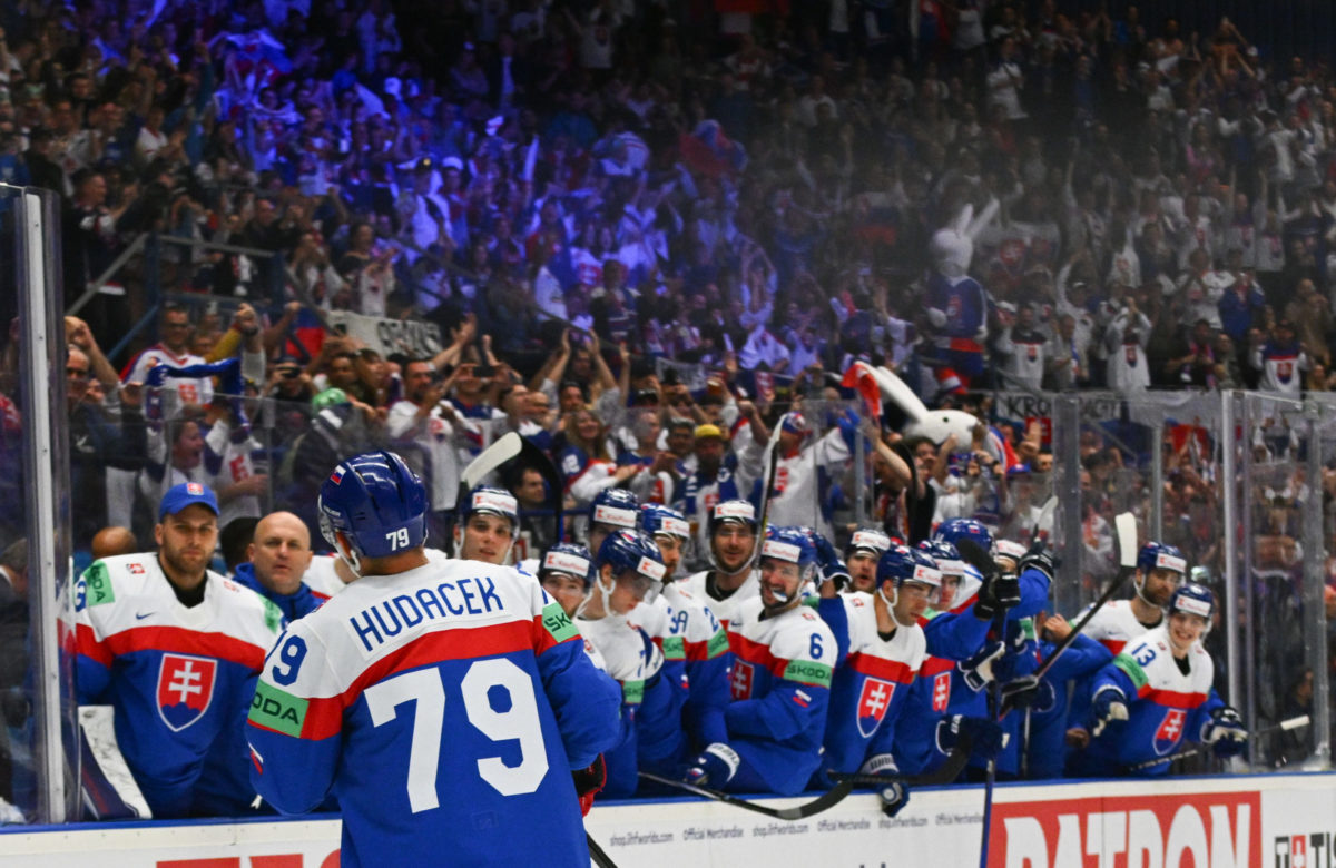 HOKEJ MS: Slovensko - Kazachstan