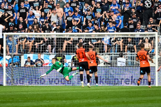 FUTBAL NL: Bratislava - Ružomberok