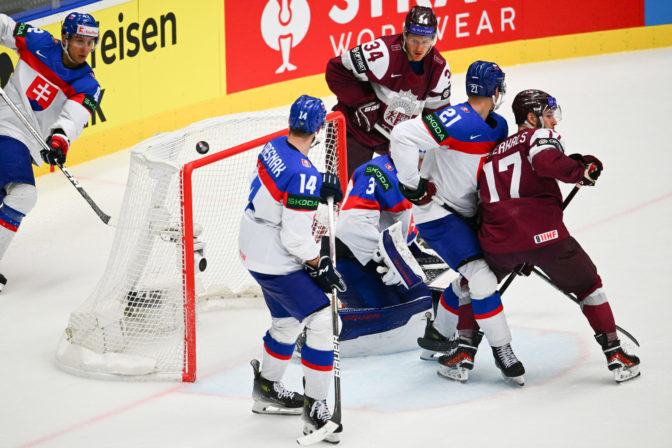HOKEJ MS: Slovensko  Lotyšsko