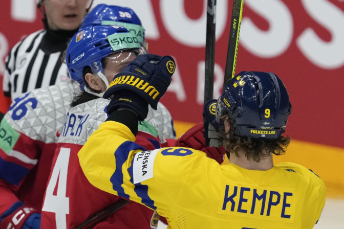 Semifinále MS v hokeji 2024: Švédsko - Česko (fotografie)