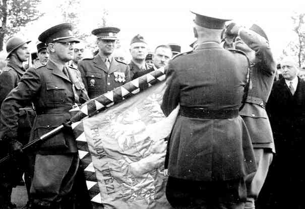 Pred 79 rokmi skončila II. svetová vojna v Európe, na Slovensku slávime Deň víťazstva nad fašizmom
