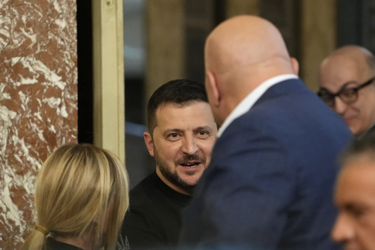 Volodymyr Zelenskyj, Guido Crosetto