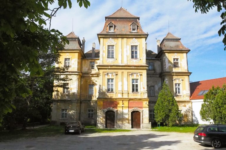 Reedukačné centrum v Trstíne