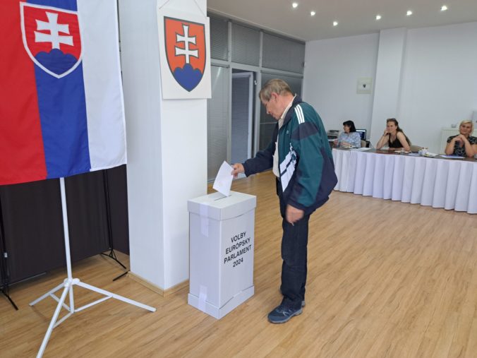 EUROVOĽBY: Priebeh volieb na Štrbskom plese