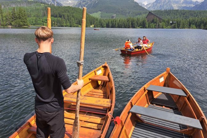 ŠTRBSKÉ PLESO: Letná sezóna a člnkovanie