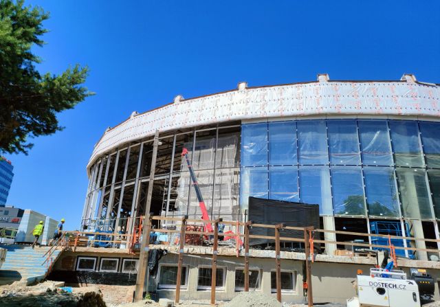 Národné olympijské centrum plaveckých športov Košice