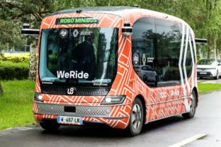 Renault predstavuje výrobu autonómneho robotického miniBusu úrovne 4