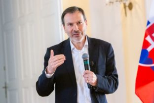 Simon Anholt