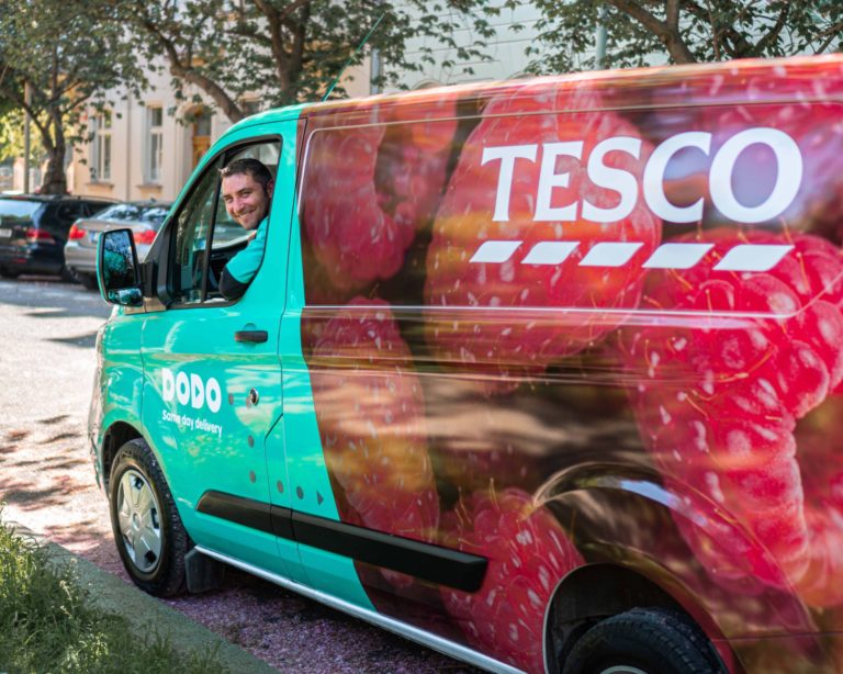 Tesco_dodo_sk_auto.jpg