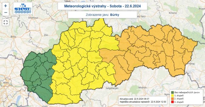 Výstrahy prvého a druhého stupňa pred búrkami vydané na sobotu 22. júna 2024