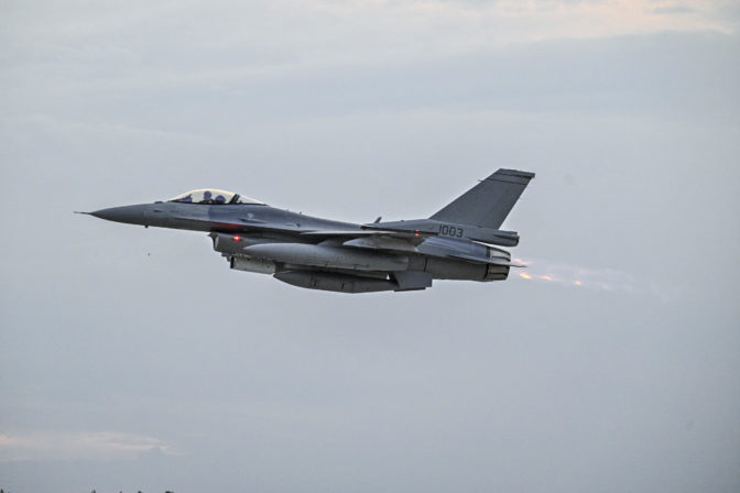 MO SR: Prílet slovenských stíhačiek F 16