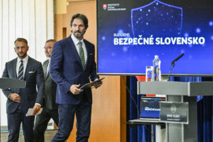 VLÁDA: Budujeme bezpečné Slovensko