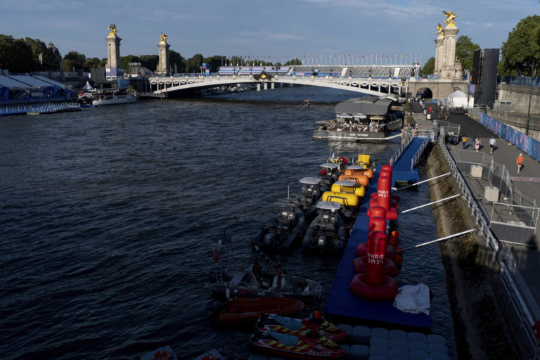 triatlon, OH v Paríži 2024, Seina