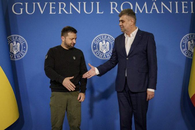 Ukrajinský premiér Volodymyr Zelenskyj a rumunský premiér Marcel Ciolacu