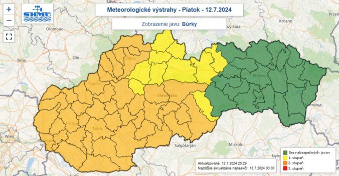 Výstraha prvého a druhého stupňa pred búrkami na piatok 12. júla 2024 večer