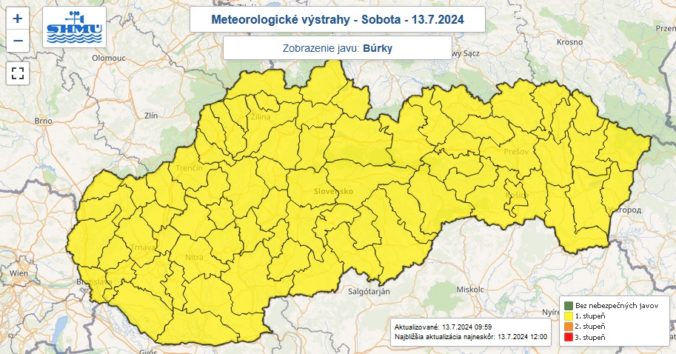 Výstraha prvého stupňa pred búrkami je vydaná v sobotu 13. júla 2024 pre celé Slovensko