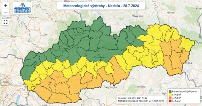 Výstrahy prvého a druhého stupňa pred vysokými teplotami sú vydané aj na nedeľu 28. júla 2024.