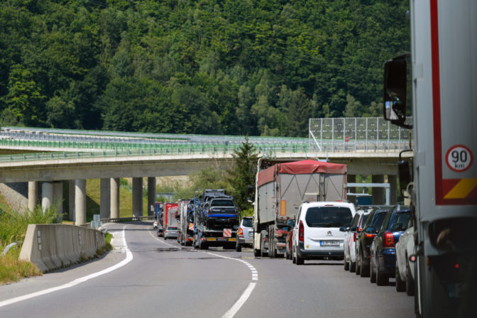 DOPRAVA: Situácia na cestách v okolí Strečna