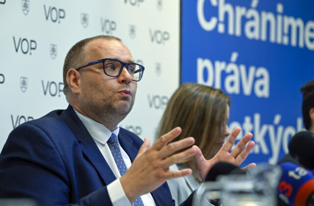 Dobrovodský pripomína funkčný systém doručovania pošty pre ľudí bez domova, ľudia o ňom však nevedia