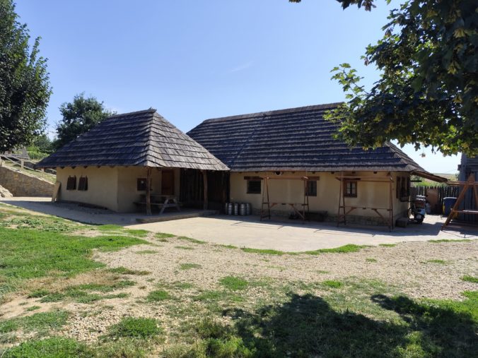 Archeoskanzen Modrá a Klenotnica Veľkej Moravy