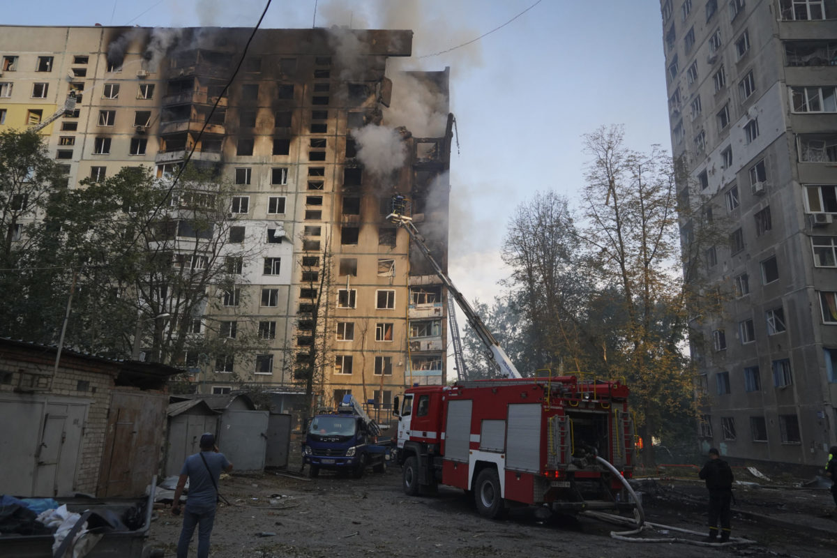 Charkov, hasiči, rusko ukrajinský konflikt