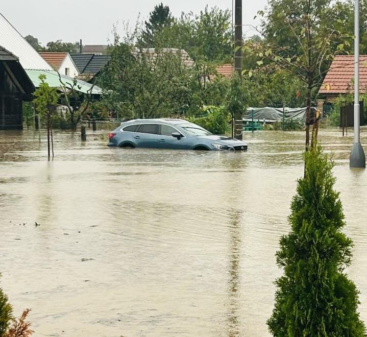 Dažde a povodne ,Slovensko, ýáhorie