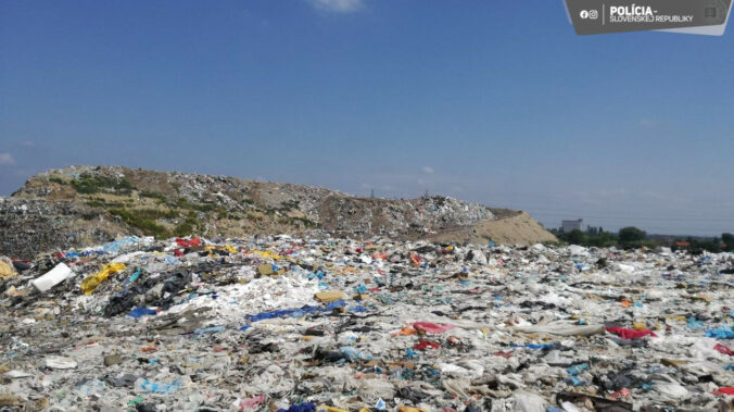 Enviropolícia, nelegálna skládka