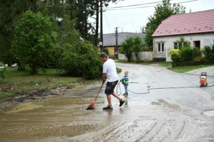 POČASIE: Záplavy v okolí Nového Mesta nad Váhom