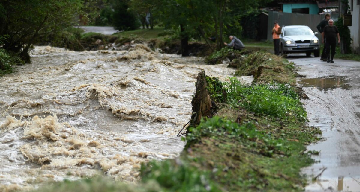 POČASIE: Záplavy v okolí Nového Mesta nad Váhom