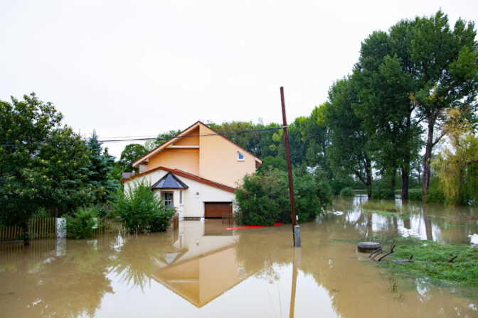 POČASIE: Povodňová situácia v Devínskej Novej Vsi