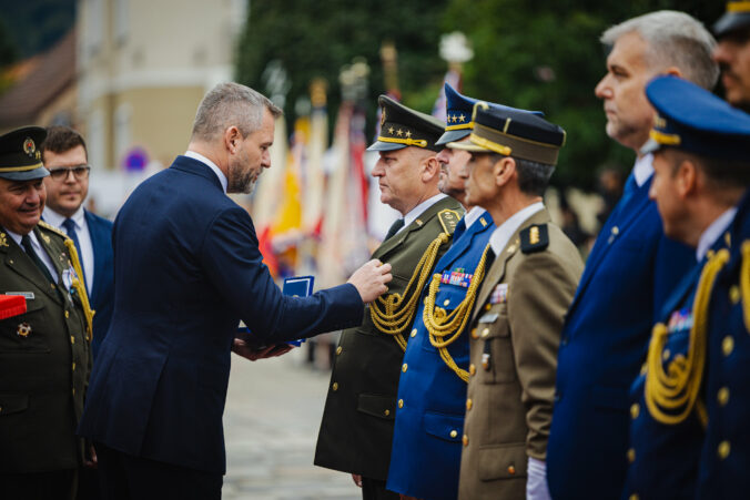 Peter Pellegrini, Deň ozbrojených síl SR