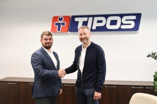 Tipos_stz_2_podpisovanie_zmluvy_peterdedo_miloslavmecir_09092024.jpg