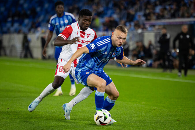 FUTBAL NL: Bratislava - Trenčín