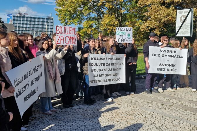 PREŠOV: Protest študentov svidníckeho gymnázia