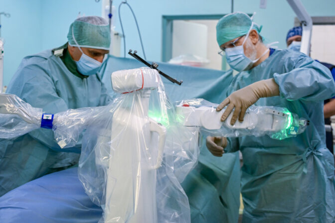 ZDRAVOTNÍCTVO: Inovatívna operácia chrbtice