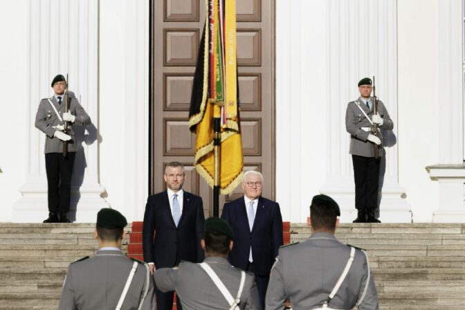 Steinmeier, Pellegrini