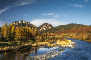 Scenic autumn morning in Pieniny National Park