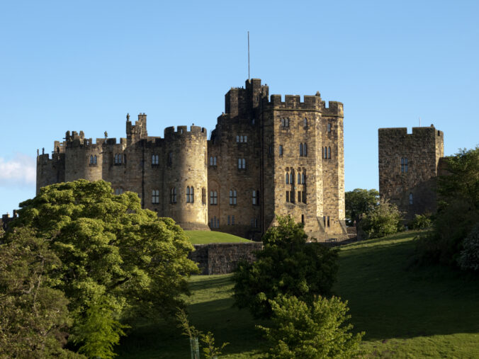 Hrad Alnwick, na ktorom sa nakrúcal Harry Potter