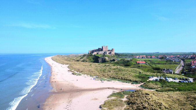 Severovýchod Anglicka, so svojimi jedinečnými miestami ako Bamburgh, Hadriánov val či Alnwick, je často prehliadaný v prospech známejších destinácií