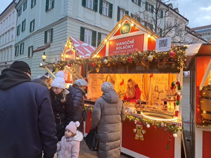 Vianočné trhy na Hlavnom námestí BA