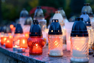 NITRA: Sviatok Všetkých Svätých, Dušičky, cintorín