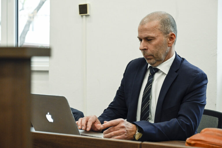 SÚDY: Hlavné pojednávanie s Petrom K.