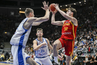 BASKETBAL: Slovensko - Španielsko