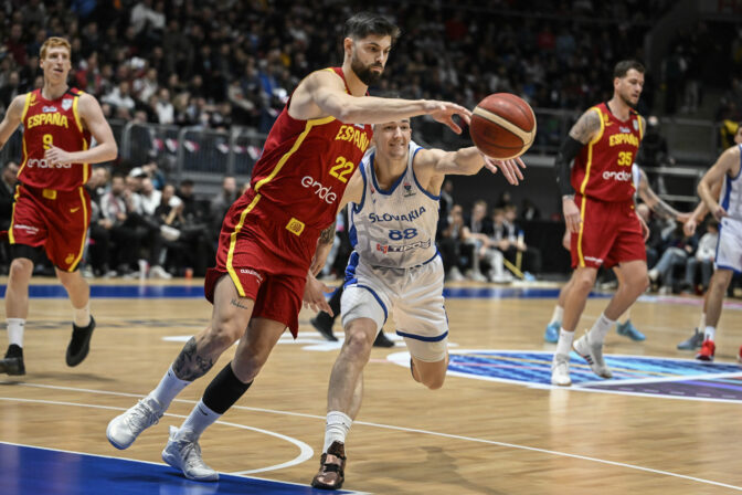 BASKETBAL: Slovensko - Španielsko