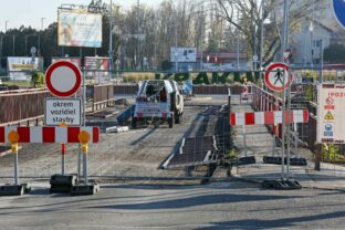 BRATISLAVA: Uzatvorený most vo Vrakuni