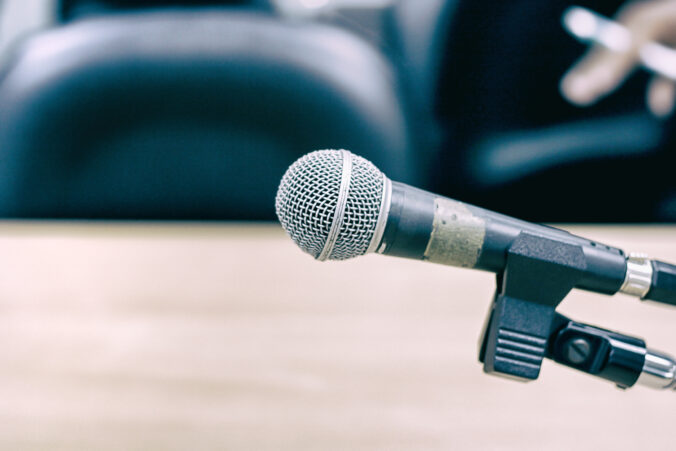 Microphone