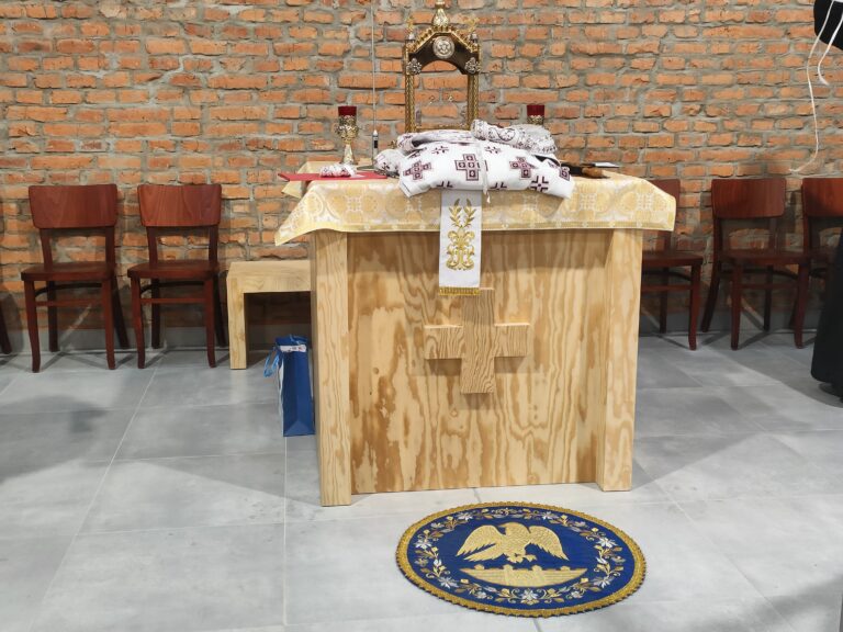 Interiér komunitno pastoračného centra, Podhradová
