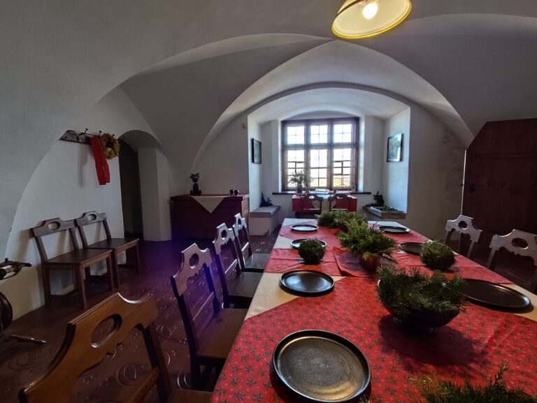 Hrad Bouzov: Rozprávkové miesto – domov filmových princezien